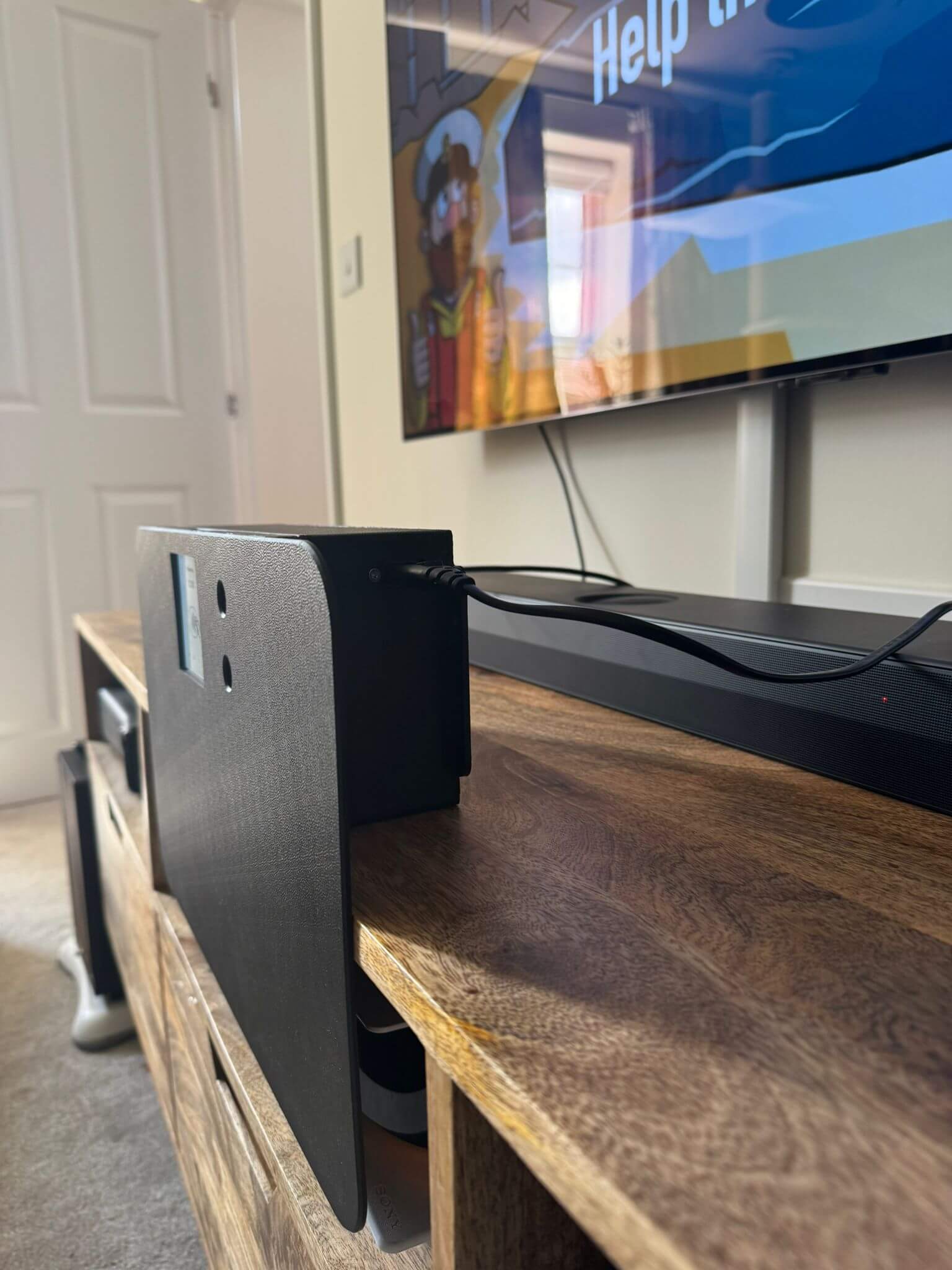 DTV Flex connected to an existing screen